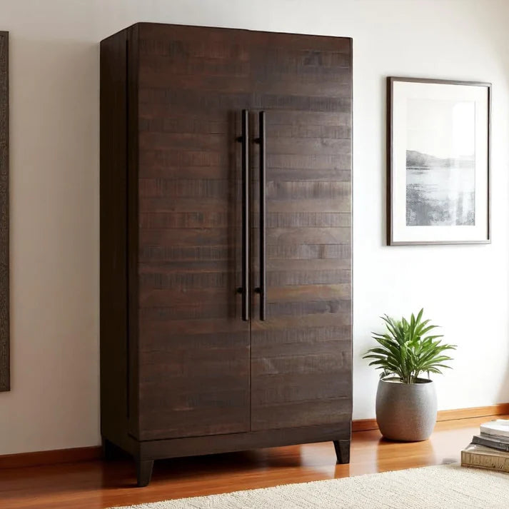 Coin Rush 4.0 Special - Handcrafted 100% Sheesham Maharéva Estate Bar Cabinet